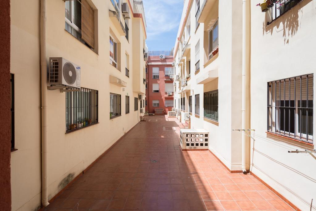 Malagasuite City Center Ollerias Exterior photo